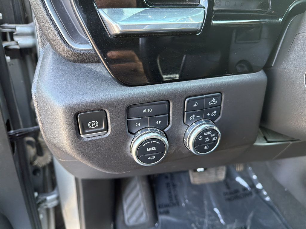 Used 2023 GMC Sierra 1500 SLT w/ SLT Premium Package AWD/4WD image 13