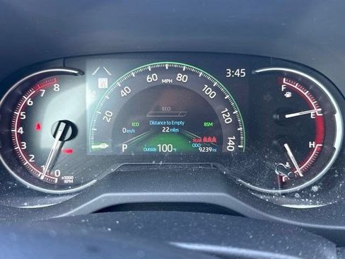 Used 2024 Toyota RAV4 XLE w/ Convenience Package FWD image 13