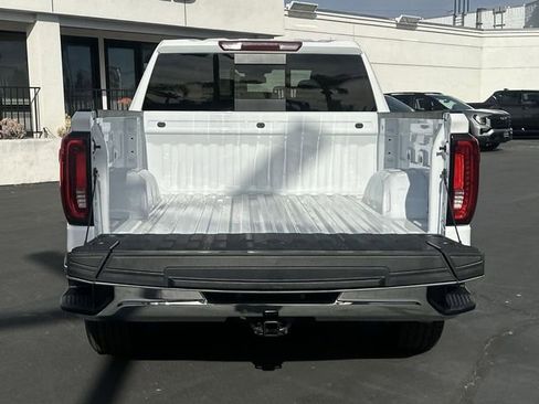 New 2026 GMC Sierra 1500 SLT w/ SLT Premium Package image 27
