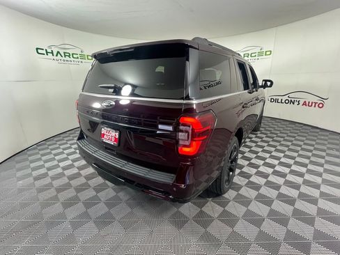 Used 2024 Ford Expedition Limited image 9