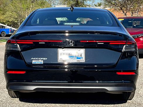 Certified 2025 Honda Accord LX image 4