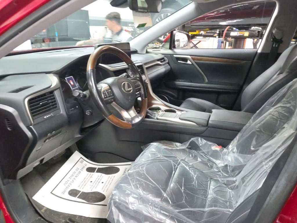 Used 2022 Lexus RX 350L Premium w/ Premium Package AWD/4WD image 2