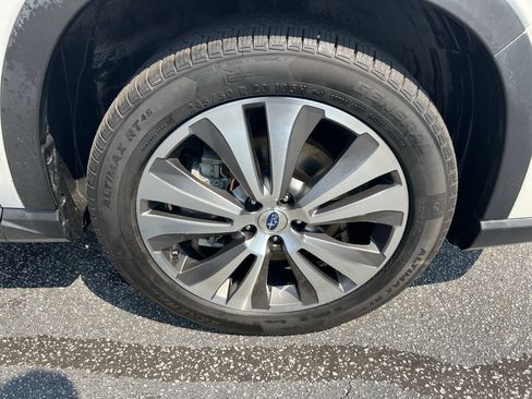Used 2019 Subaru Ascent Touring w/ Popular Package #3 AWD/4WD image 13