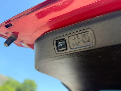 Used 2019 Ford Expedition Platinum AWD/4WD image 24