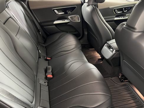 Certified 2023 Mercedes-Benz EQE 500 4MATIC Sedan image 24