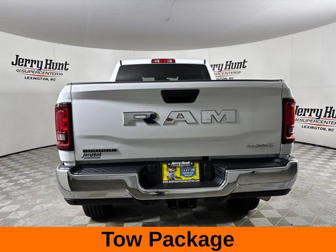 Used 2025 RAM 2500 Big Horn AWD/4WD image 7