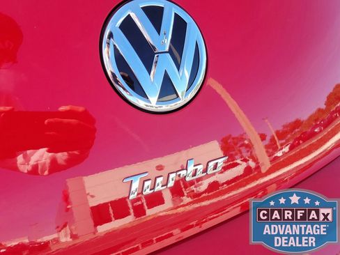Used 2019 Volkswagen Beetle 2.0T SE w/ SE Premium Package image 6