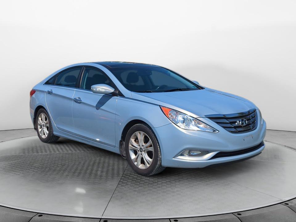 Used 2013 Hyundai Sonata Limited w/ Premium Pkg FWD image 3