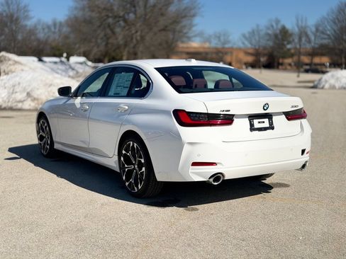 New 2026 BMW 330i xDrive Sedan w/ Premium Package AWD/4WD image 4