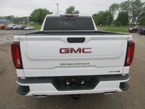 New 2026 GMC Sierra 1500 AT4 w/ AT4 Premium Package AWD/4WD image 7