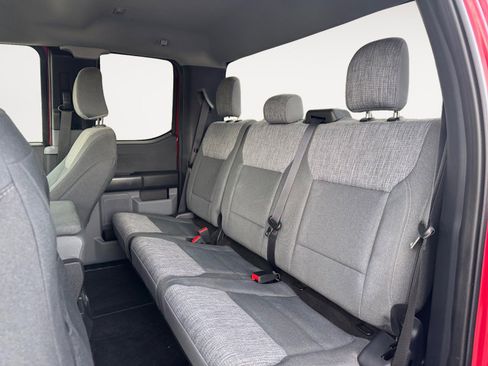 Used 2022 Ford F150 XLT w/ Equipment Group 302A High image 13