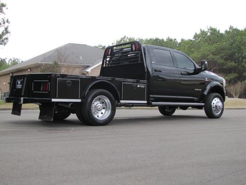 Used 2024 RAM 4500 SLT w/ Quick Order Package 2YG SLT image 6