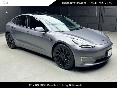 Used 2023 Tesla Model 3 Performance image 9