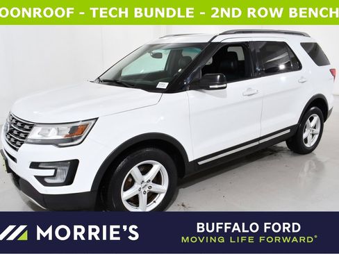 Used 2017 Ford Explorer XLT w/ Equipment Group 202A image 1
