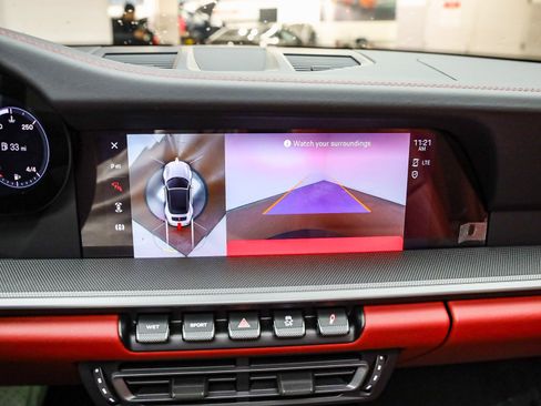 Used 2023 Porsche 911 Carrera image 30