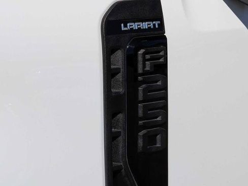 Certified 2024 Ford F250 Lariat w/ Tremor Off-Road Package AWD/4WD image 11