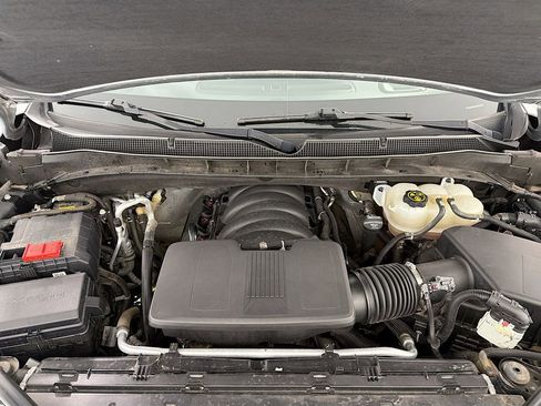 Used 2023 Chevrolet Tahoe Z71 w/ Luxury Package image 35