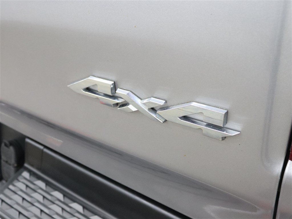 Used 2021 RAM 1500 Laramie AWD/4WD image 9