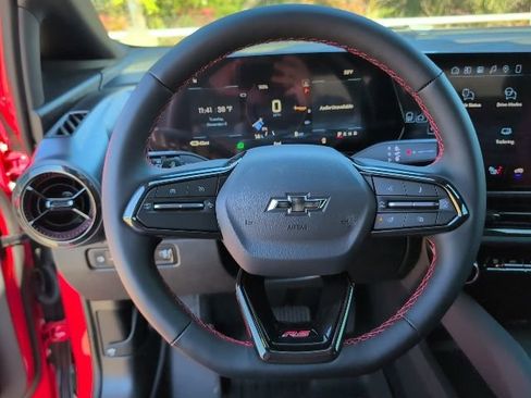 New 2026 Chevrolet Equinox EV RS image 18