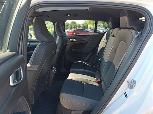 Used 2023 Volvo C40 Recharge Core AWD/4WD image 12