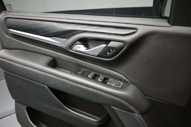 Used 2022 GMC Yukon Denali AWD/4WD image 15