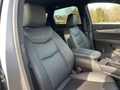 Used 2025 Cadillac XT5 Luxury image 44