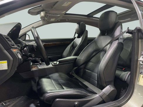 Used 2013 Mercedes-Benz E 350 4MATIC Coupe image 28