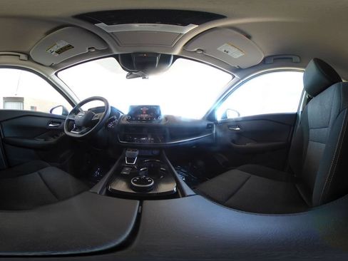 Used 2025 Nissan Rogue SV AWD/4WD image 44