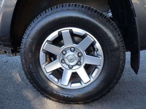 Used 2016 Toyota 4Runner Trail Premium AWD/4WD image 41