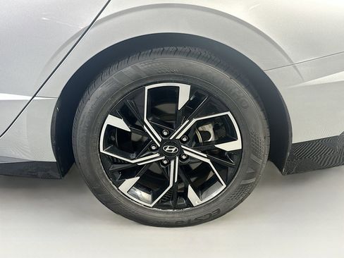 Used 2025 Hyundai Sonata SEL image 11