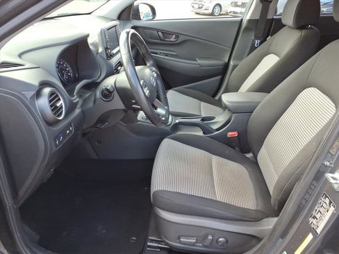 Used 2021 Hyundai Kona SEL Plus image 4