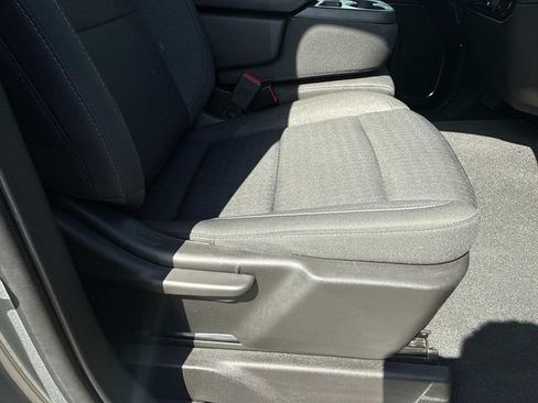 Used 2023 Chevrolet Silverado 1500 LT AWD/4WD image 18