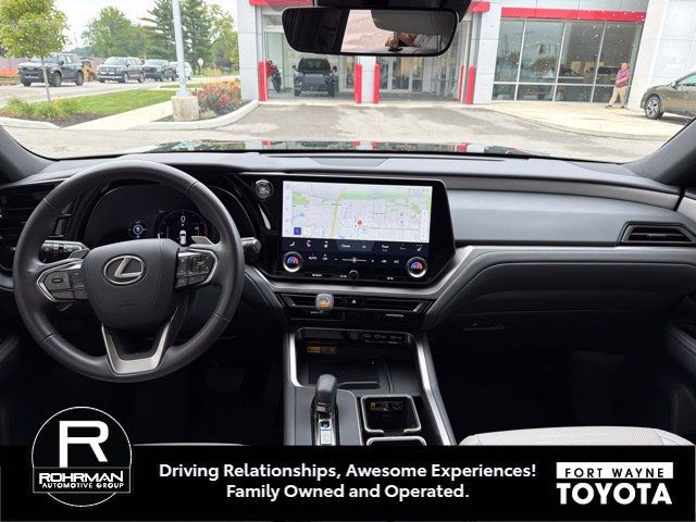 Used 2025 Lexus TX 350 AWD image 8