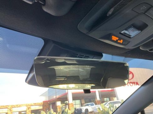 Used 2025 Toyota Corolla XSE FWD image 22