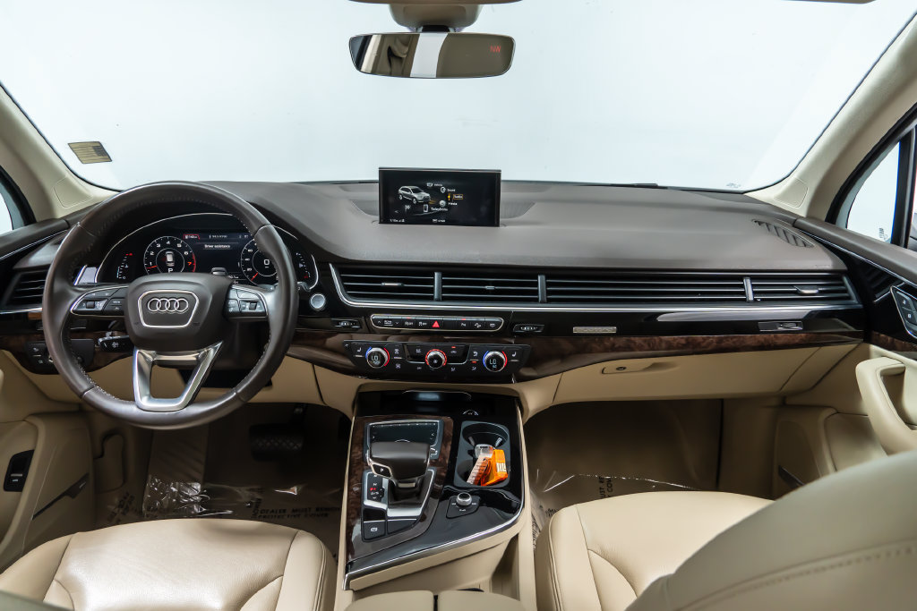 Used 2019 Audi Q7 3.0T Premium Plus w/ Premium Plus Package AWD/4WD image 22