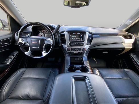 Used 2019 GMC Yukon SLT AWD/4WD image 16