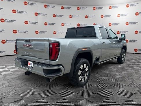 New 2025 GMC Sierra 2500 Denali w/ Denali Reserve Package image 5