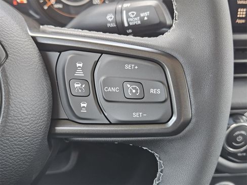 New 2025 Jeep Gladiator Rubicon w/ Convenience Group image 29