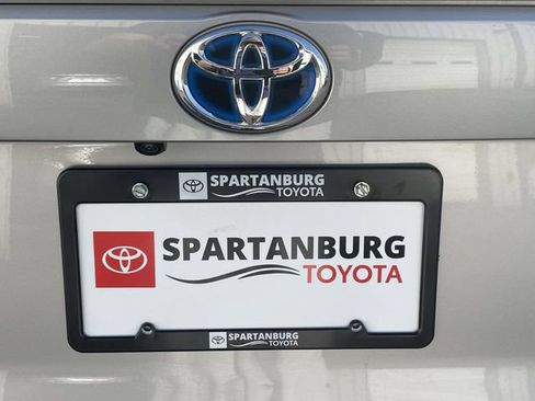 Used 2024 Toyota RAV4 SE AWD/4WD image 10
