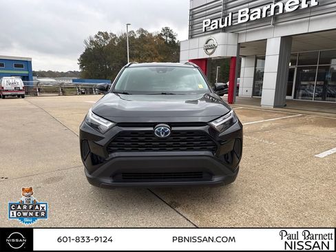 Used 2024 Toyota RAV4 LE image 15