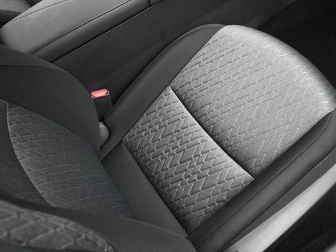 New 2026 Nissan Sentra SV w/ SV Convenience Package FWD image 36