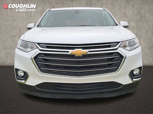 Used 2021 Chevrolet Traverse LT AWD/4WD image 2