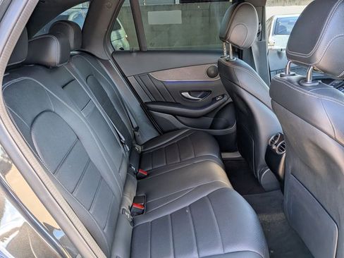 Used 2022 Mercedes-Benz GLC 300 image 23