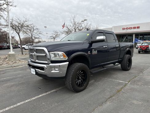 Used 2018 RAM 2500 Laramie image 4