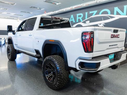 Used 2024 GMC Sierra 2500 AT4 w/ Technology Package image 7