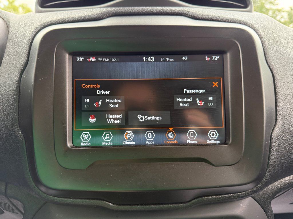 Used 2021 Jeep Renegade Latitude w/ Convenience Group AWD/4WD image 33