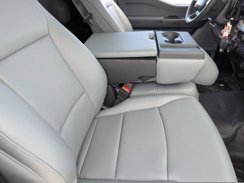 New 2025 Ford F550 4x4 Regular Cab Super Duty image 44