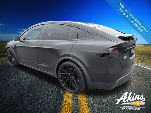 Used 2023 Tesla Model X Standard Range image 3