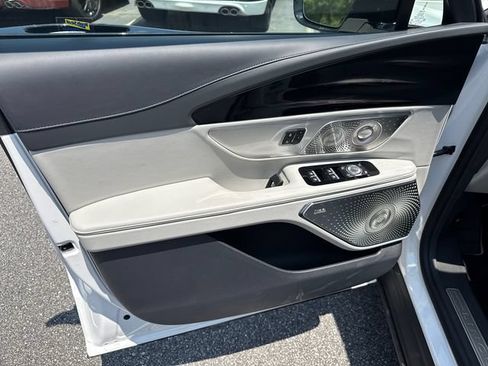 New 2026 Lincoln Nautilus Reserve AWD/4WD image 11