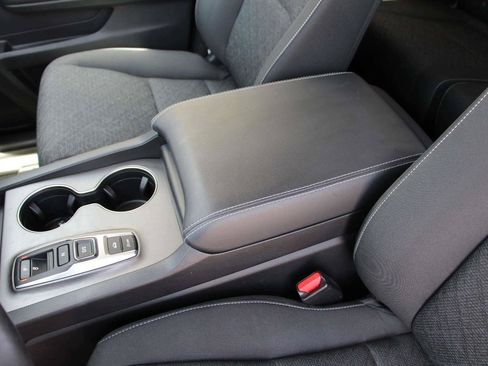 Used 2024 Honda Ridgeline Sport image 17